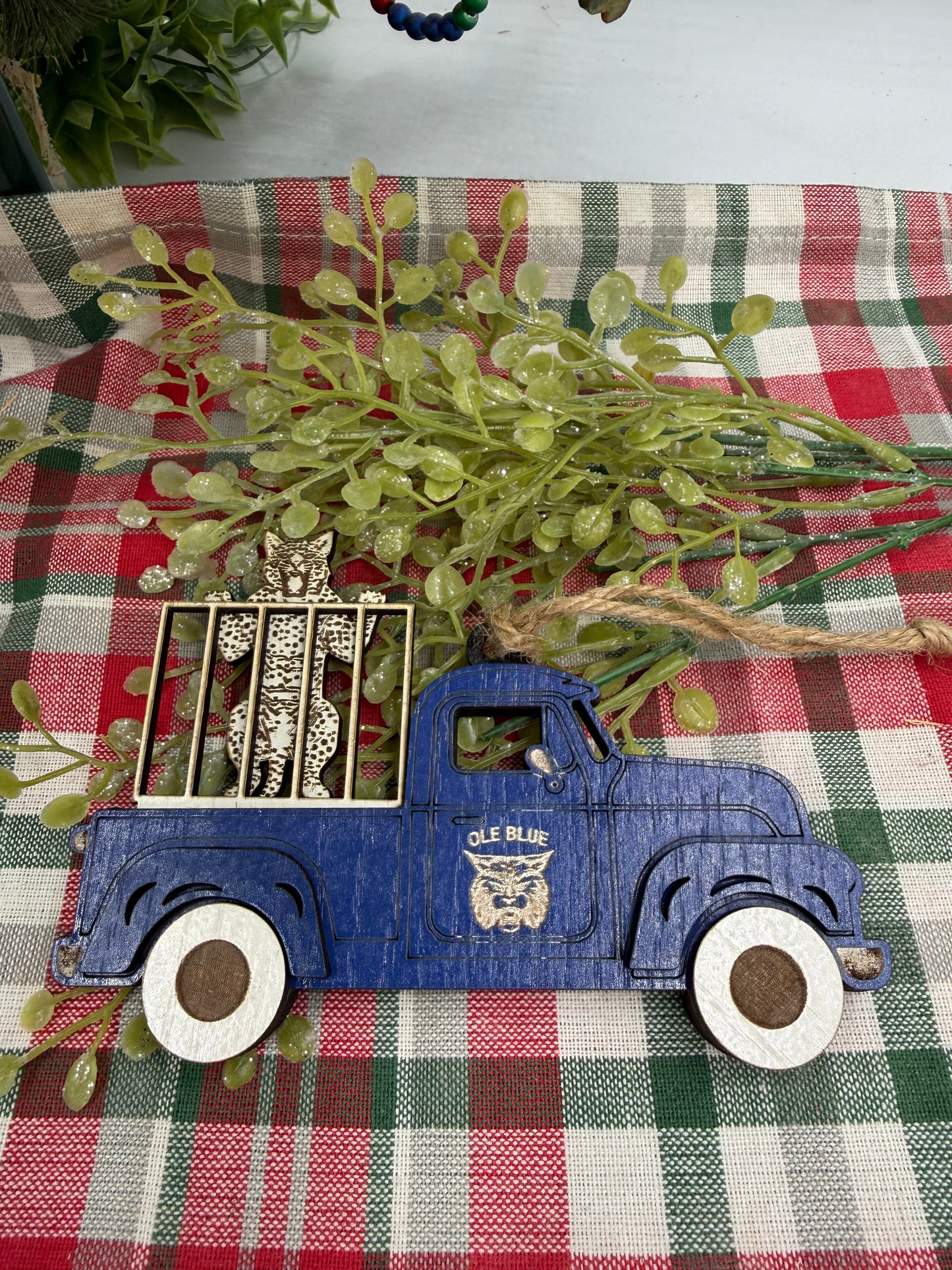 Kentucky Wildcat Old Truck Big Blue Nation Christmas Ornament KY Tree Decor