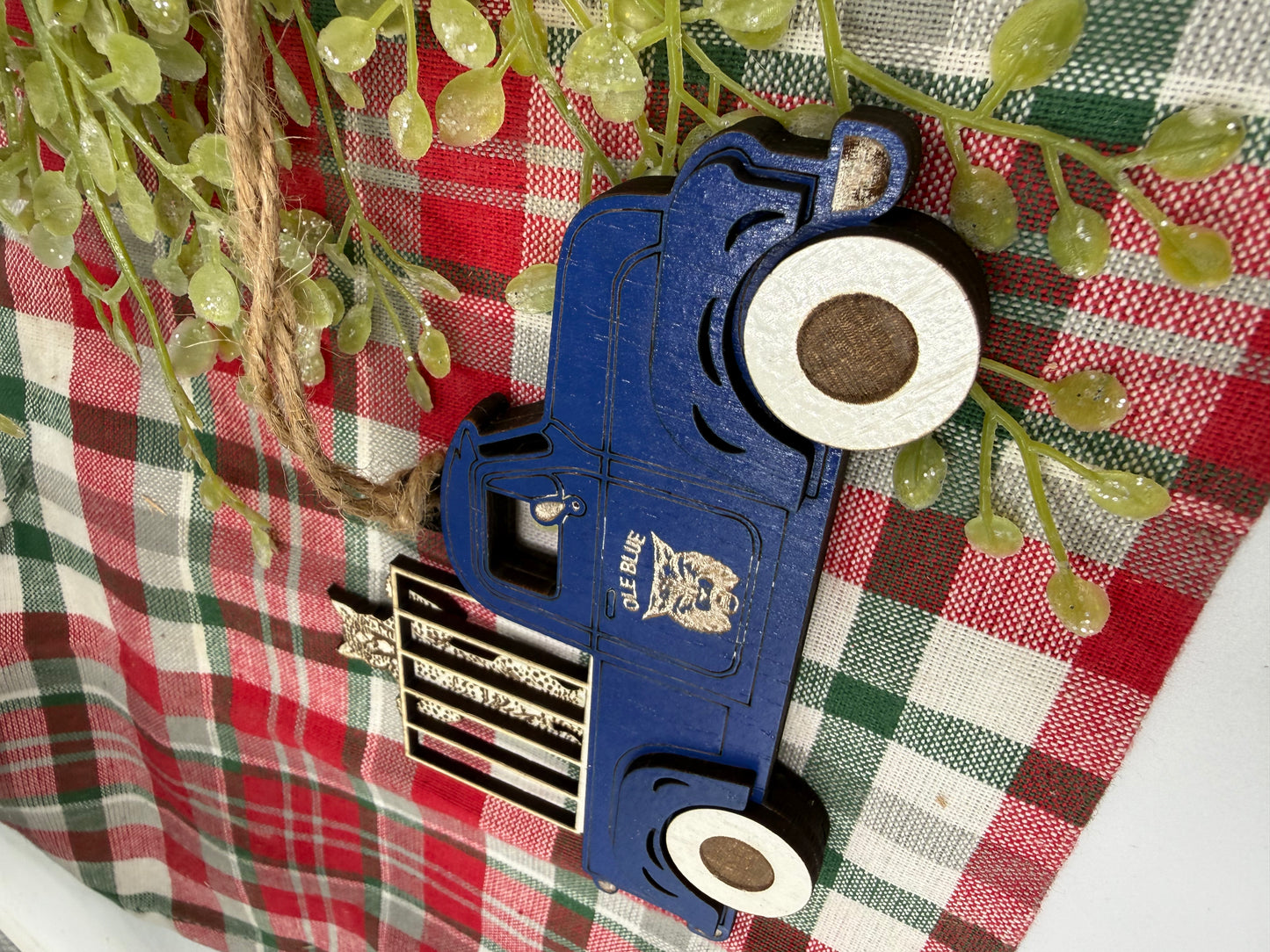 Kentucky Wildcat Old Truck Big Blue Nation Christmas Ornament KY Tree Decor