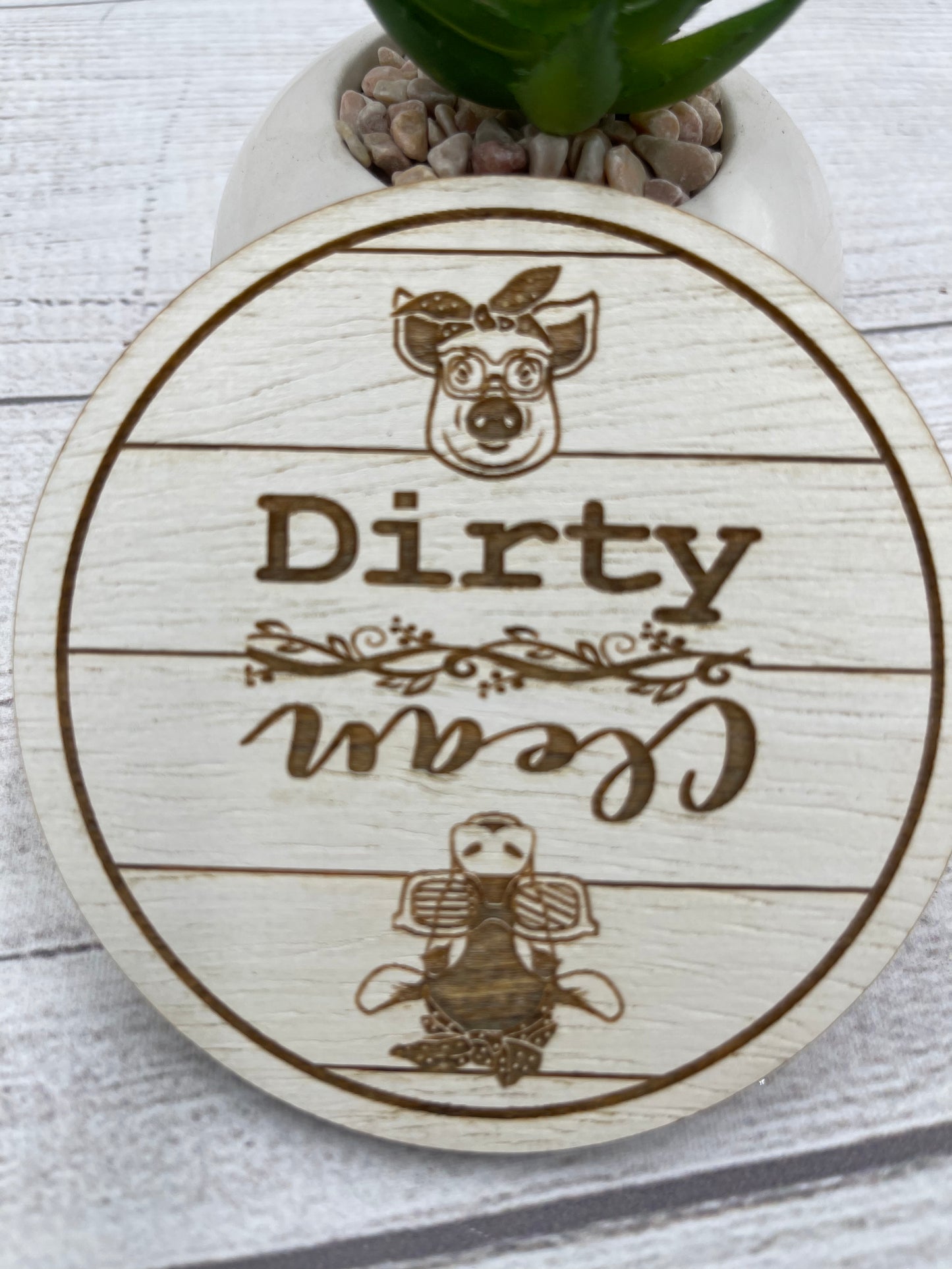 CLEAN DIRTY DISHWASHER MAGNET COW AND PIG Simple plain design magnetic Cool Cows