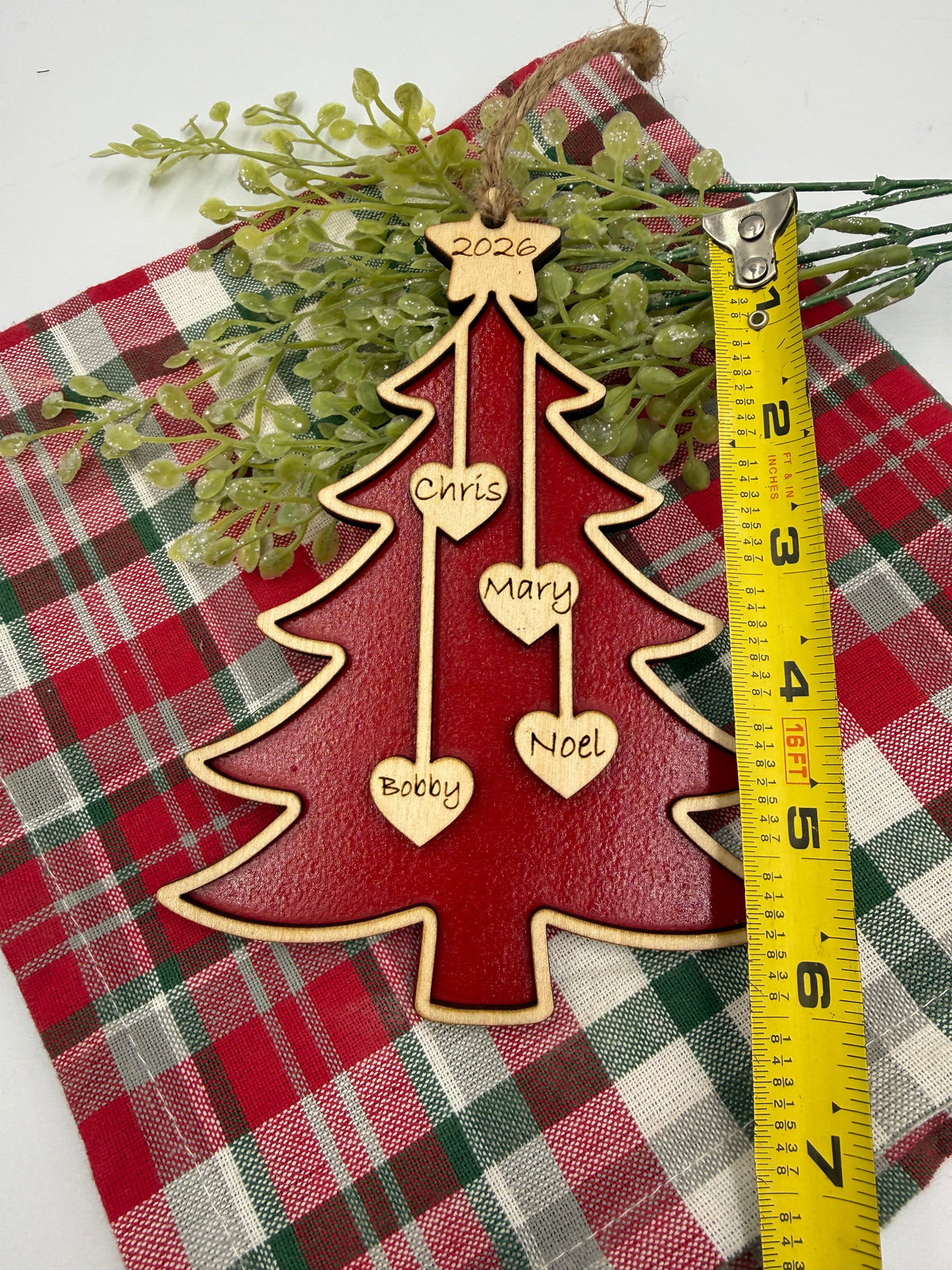 Oversized Personalized Family Christmas Tree Ornament – Up to 10 Names