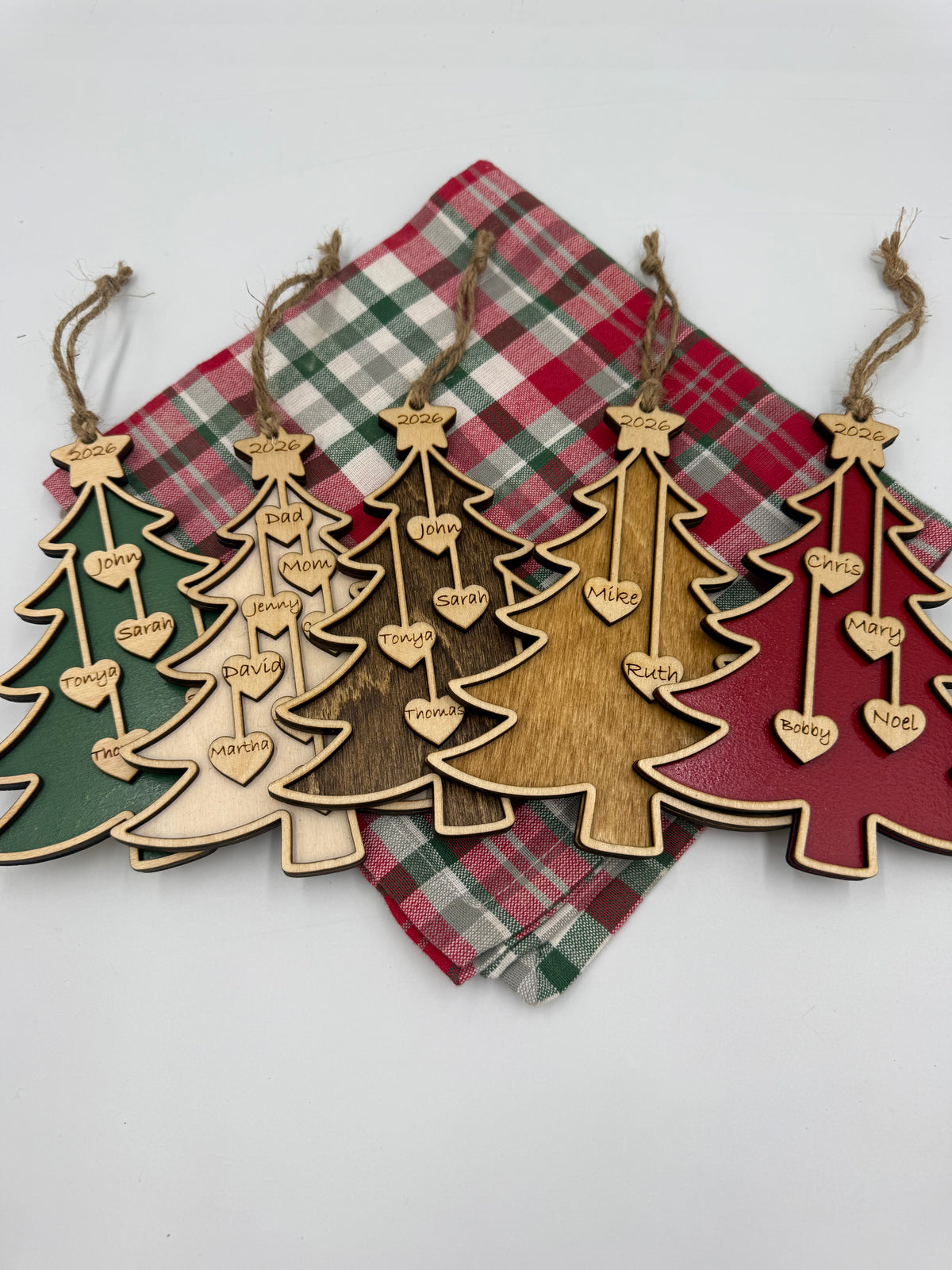 Oversized Personalized Family Christmas Tree Ornament – Up to 10 Names