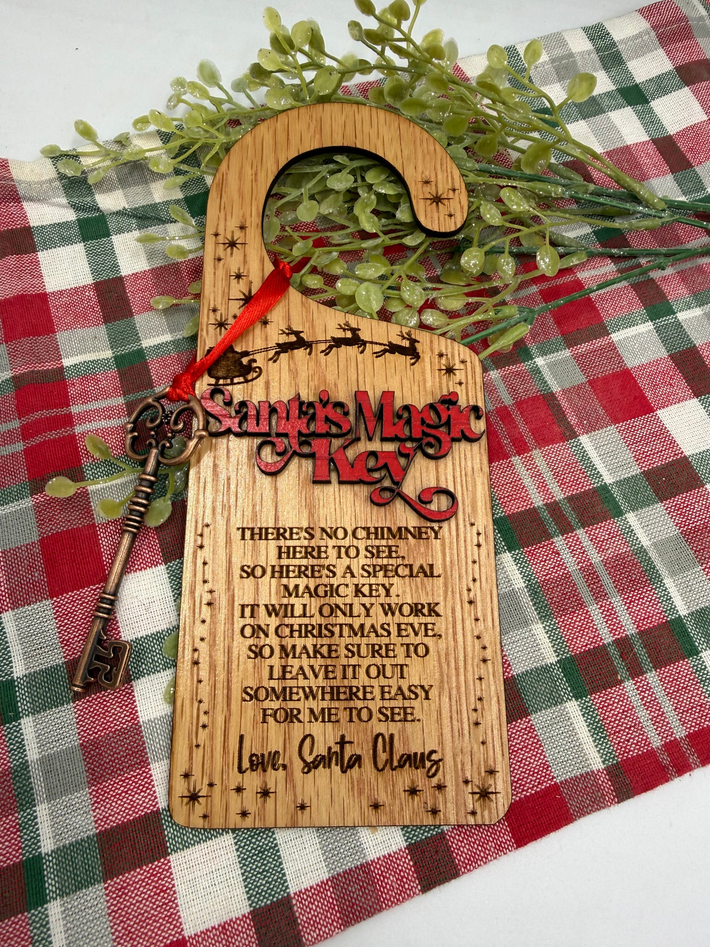 Santa’s Magic Key Doorknob Hanger | Laser Engraved Wood Tag & Metal Key | No Chimney Christmas Tradition for Kids